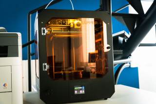 Macchinario che può essere usato nel laboratorio.